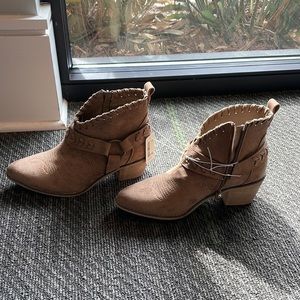 Altar’d State Reese Cowgirl Boots